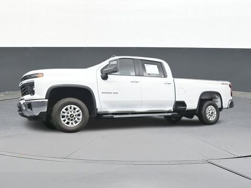Used 2025 Chevrolet Silverado 2500 LT w/ Safety Package AWD/4WD image 65
