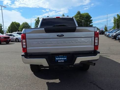 Used 2022 Ford F250 XLT w/ FX4 Off-Road Package AWD/4WD image 7