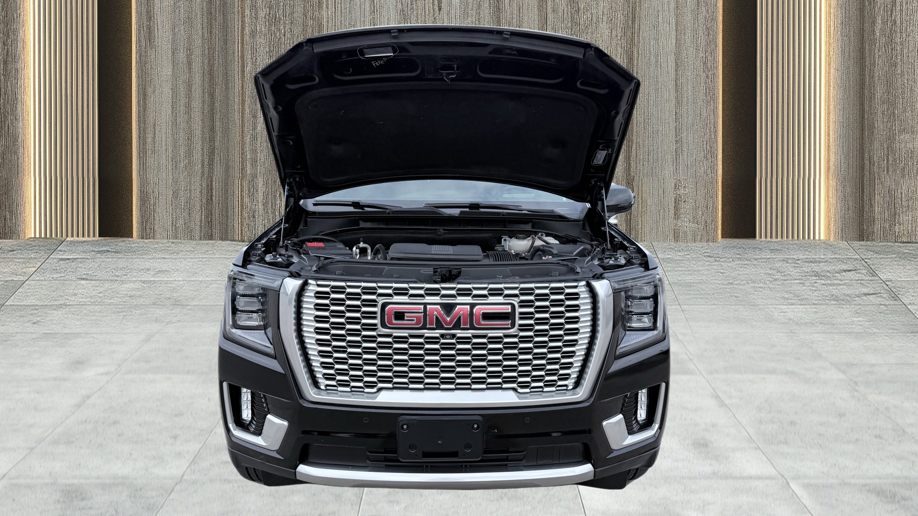 Used 2023 GMC Yukon Denali RWD image 13