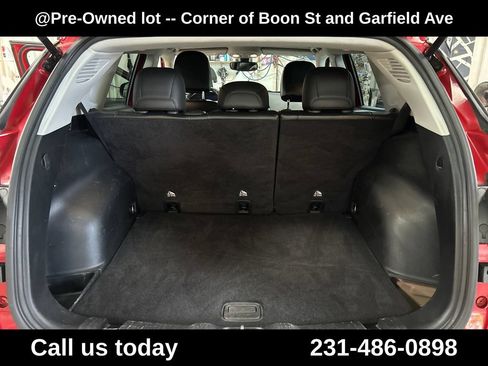 Used 2020 Jeep Compass Latitude AWD/4WD image 27
