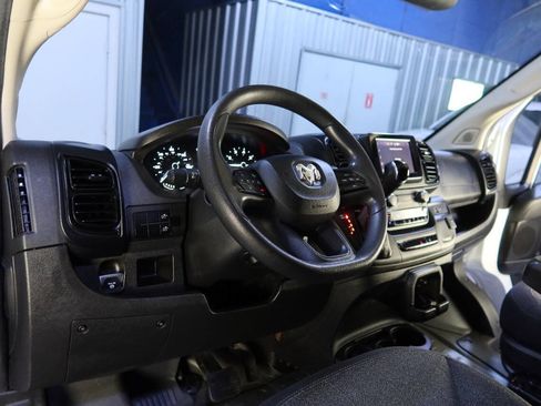 Used 2024 RAM ProMaster 2500 w/ Convenience Group FWD image 24