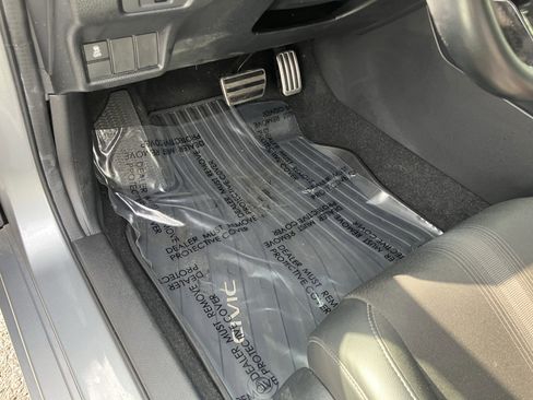 Used 2025 Honda Civic Sport image 19