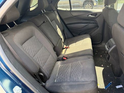Used 2021 Chevrolet Equinox LT AWD/4WD image 12
