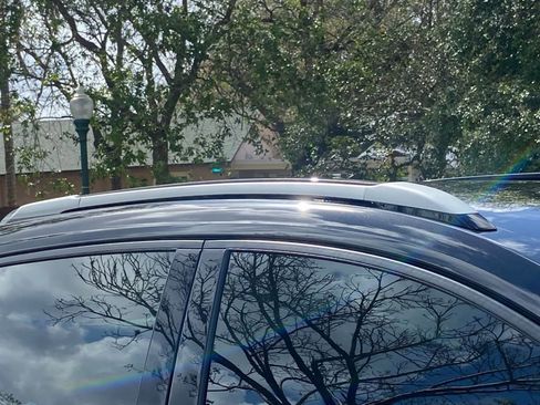 Used 2022 Chevrolet Bolt EUV LT image 14