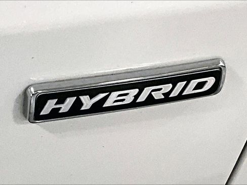 Used 2021 Ford Escape Titanium w/ Titanium Elite Package image 10