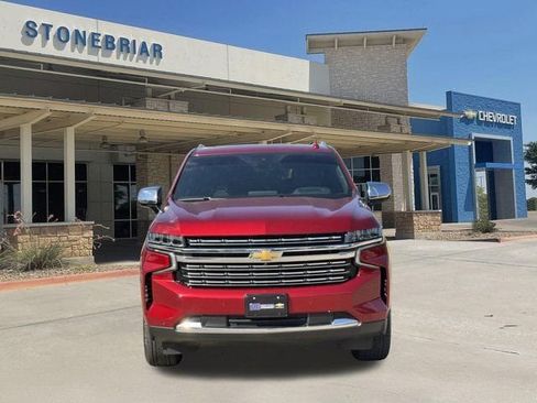 Used 2024 Chevrolet Suburban Premier w/ Premium Package AWD/4WD image 9
