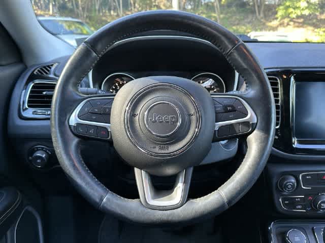 Used 2018 Jeep Compass Limited AWD/4WD image 8
