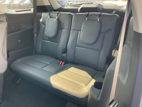 New 2026 Ford Explorer Active w/ Active Comfort Package AWD/4WD image 8