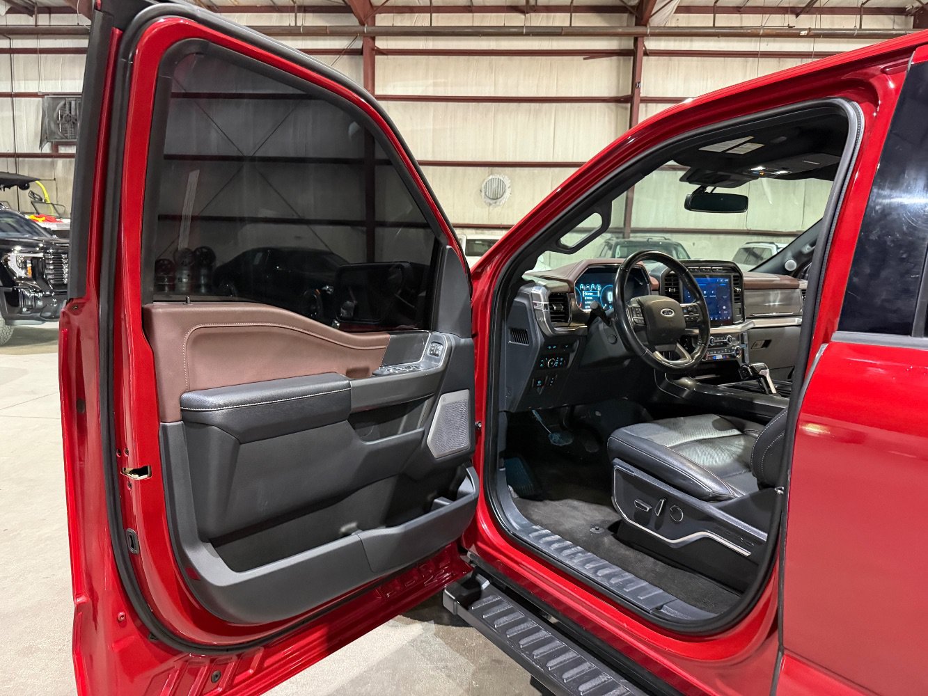 Used 2022 Ford F150 Lariat w/ Equipment Group 502A High AWD/4WD image 11