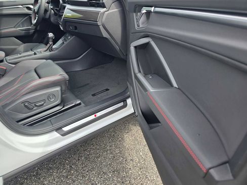 New 2025 Audi Q3 2.0T Premium Plus image 10