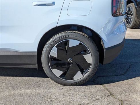 New 2026 Volvo EX30 Plus image 6