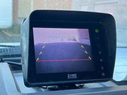 Used 2016 Ford F550 2WD Regular Cab Super Duty image 16