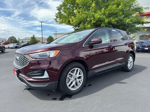 Used 2024 Ford Edge SEL AWD/4WD image 5