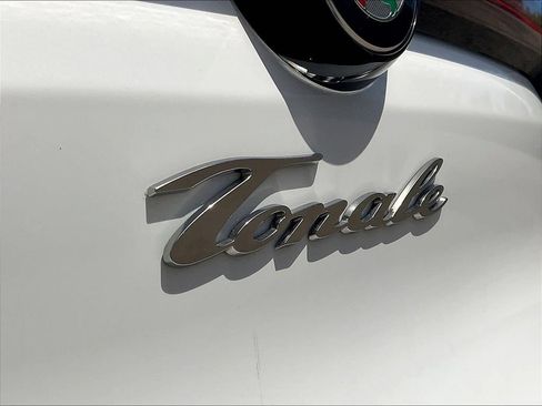 New 2025 Alfa Romeo Tonale AWD/4WD image 9