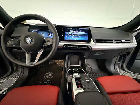 Used 2025 BMW X1 xDrive28i w/ Premium Package AWD/4WD image 17