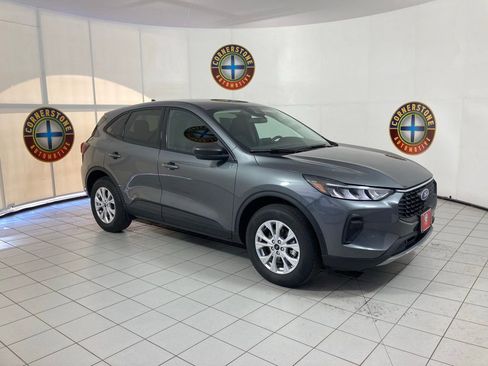 Used 2025 Ford Escape Active AWD/4WD image 20