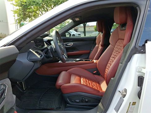 Used 2022 Audi RS e-tron GT w/ Carbon Performance Package image 18