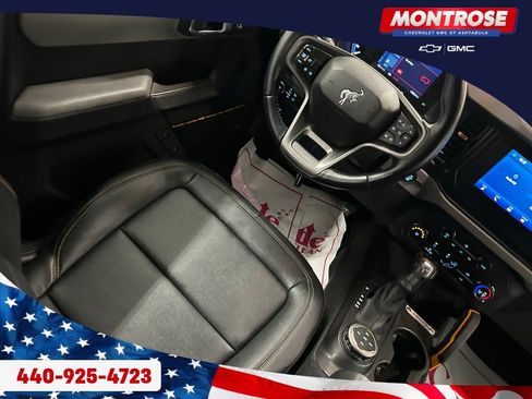 Used 2023 Ford Bronco Badlands image 24