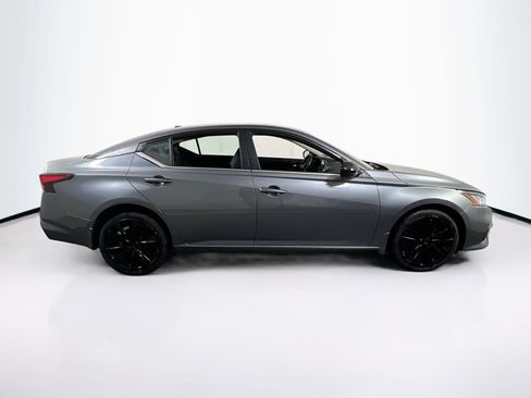 Used 2020 Nissan Altima 2.5 SR AWD/4WD image 4