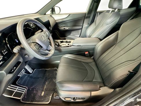 Used 2024 Lexus NX 450h+ F Sport image 19