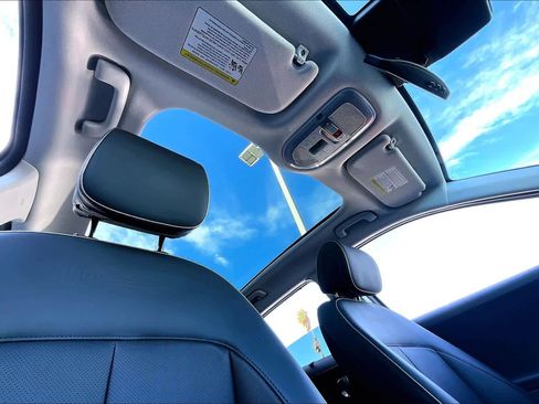 Used 2022 Hyundai Ioniq 5 Limited image 14