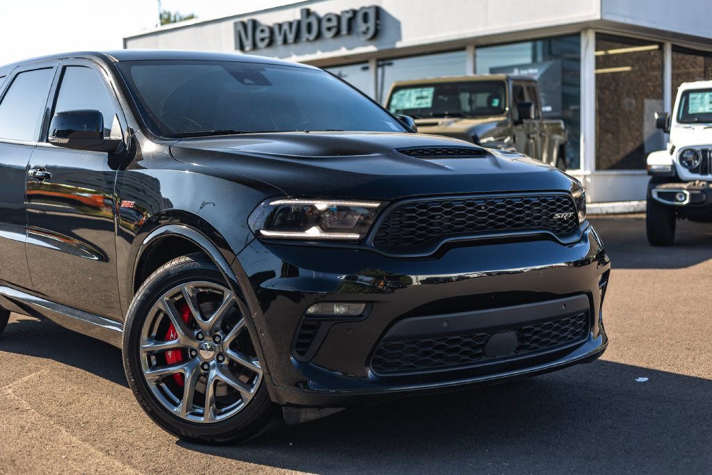Used 2022 Dodge Durango SRT w/ SRT Interior Appearance Group AWD/4WD image 3