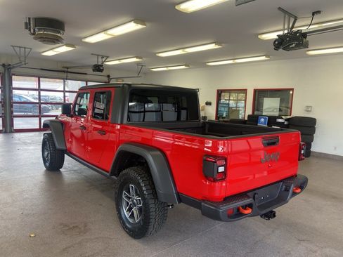 New 2026 Jeep Gladiator Mojave image 15