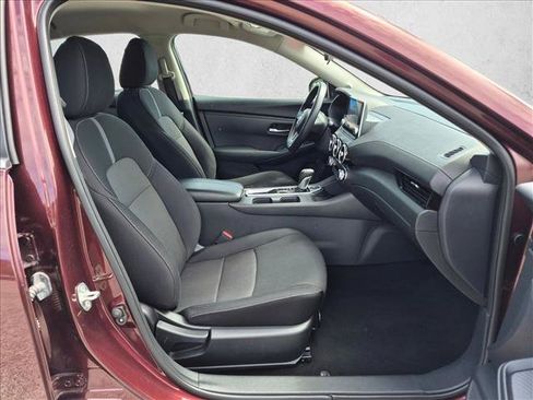 Used 2024 Nissan Sentra SV FWD image 21