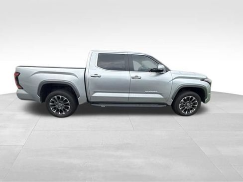 Used 2024 Toyota Tundra Limited AWD/4WD image 6