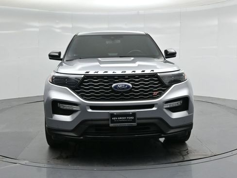 Certified 2022 Ford Explorer ST w/ Equipment Group 401A image 28