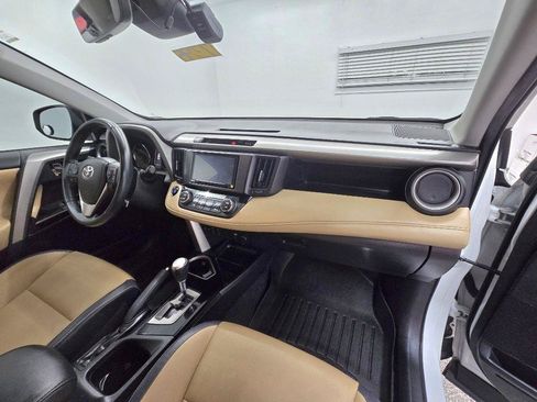Used 2018 Toyota RAV4 Limited w/ Advanced Technology Package FWD image 22