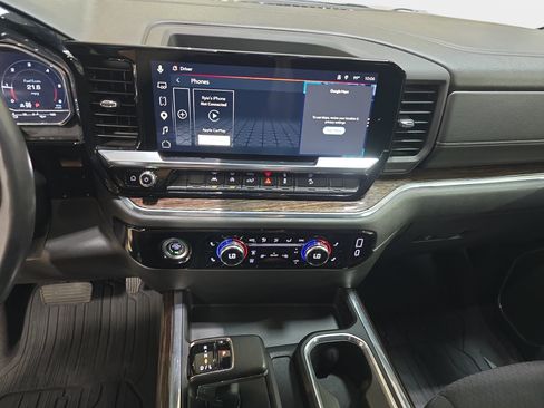 Used 2023 GMC Sierra 1500 Elevation AWD/4WD image 17