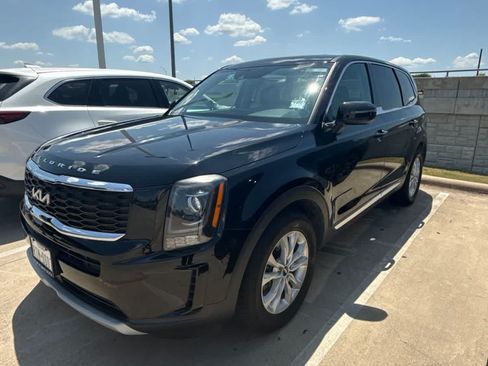Used 2022 Kia Telluride LX AWD/4WD image 1