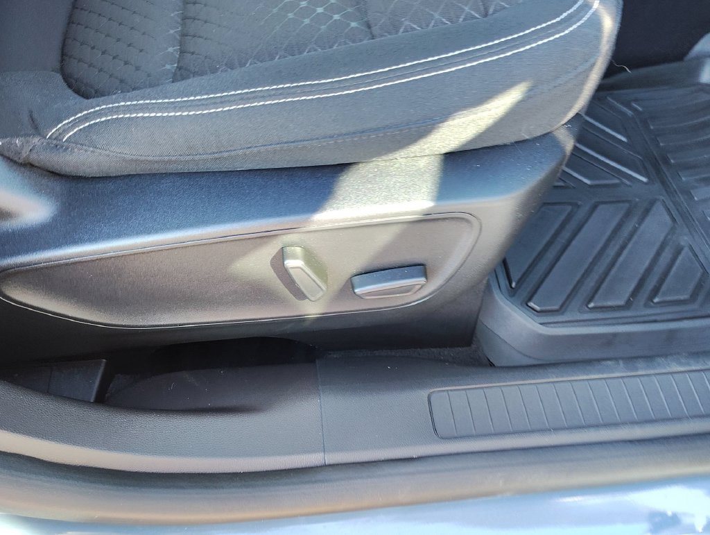 Used 2023 Ford Escape Active w/ Tech Pack #2 FWD image 33