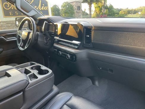 Used 2023 Chevrolet Silverado 1500 LT w/ Safety Package image 9