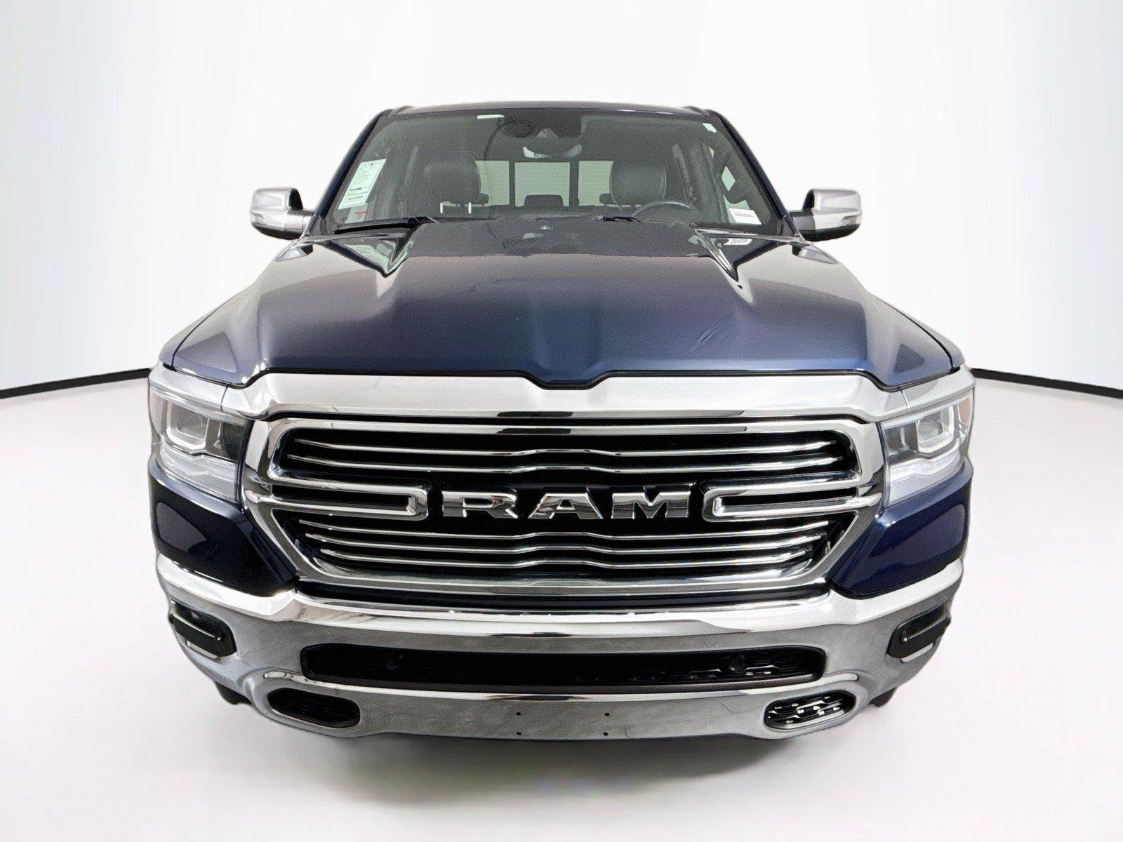 Used 2023 RAM 1500 Laramie AWD/4WD image 9