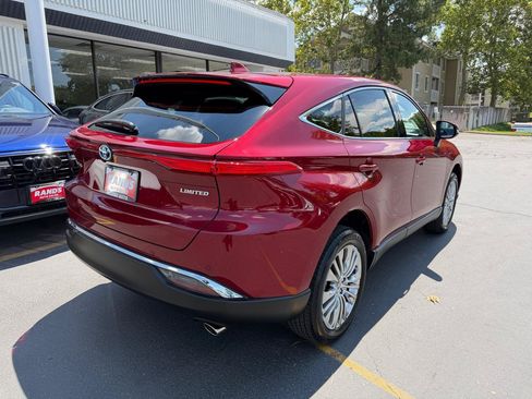 Used 2024 Toyota Venza Limited AWD/4WD image 7