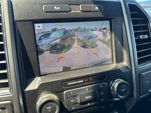 Used 2019 Ford F150 XLT w/ Equipment Group 302A Luxury AWD/4WD image 22