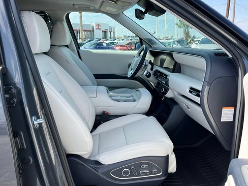 Certified 2026 Hyundai Palisade Calligraphy FWD image 22