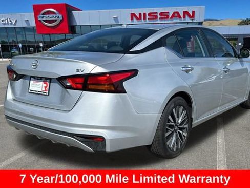 Certified 2023 Nissan Altima 2.5 SV FWD image 3