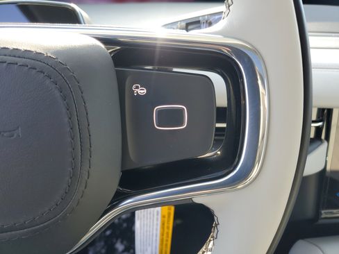 New 2025 Lincoln Navigator L Black Label image 18