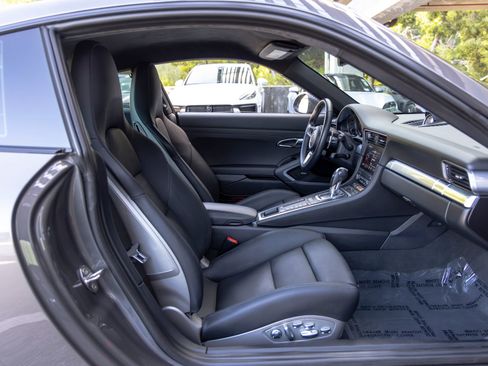 Certified 2017 Porsche 911 Carrera S RWD image 53