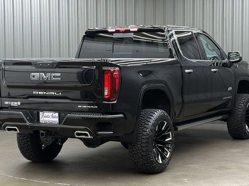 Used 2026 GMC Sierra 1500 Denali Ultimate AWD/4WD image 5