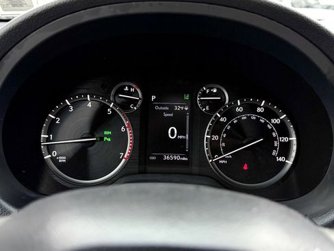 Used 2023 Lexus GX 460 Premium image 41