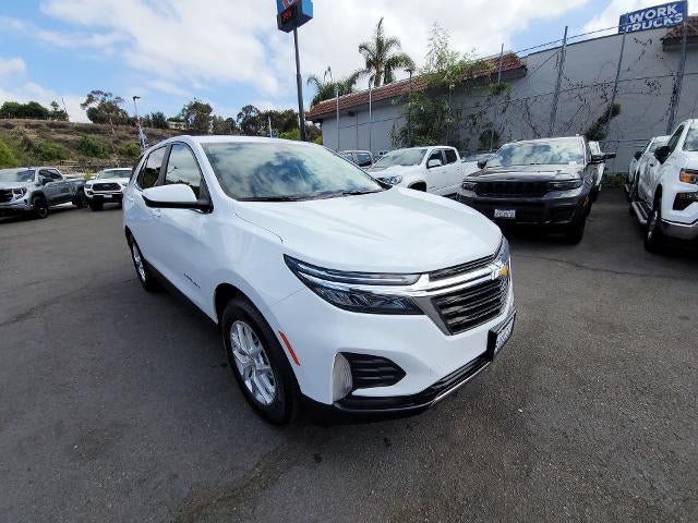 Used 2023 Chevrolet Equinox LT FWD image 2