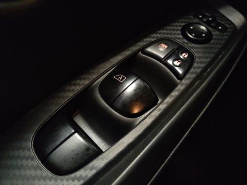 Used 2024 Nissan Sentra S FWD image 27