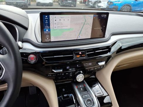 Certified 2026 Acura MDX SH-AWD w/ Technology Package image 7