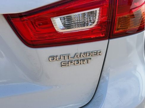 Used 2015 Mitsubishi Outlander Sport SE FWD image 11