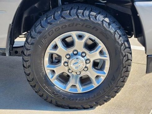 Used 2024 RAM 2500 Laramie w/ Safety Group AWD/4WD image 10