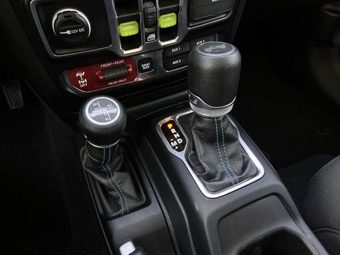 Used 2023 Jeep Wrangler Unlimited Rubicon 4xe w/ Cold Weather Group image 22